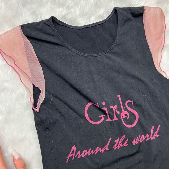 Y2k Girls Around the World top size S - Picture 2 of 3